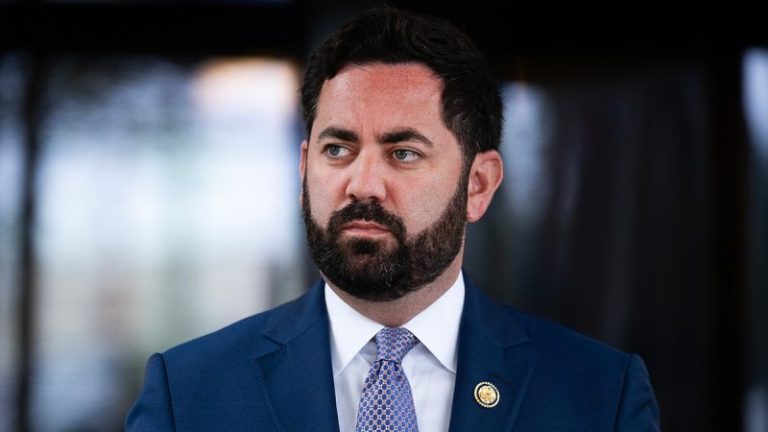 Battleground GOP lawmaker moves to block what he calls Democratic redistricting ‘power grab’